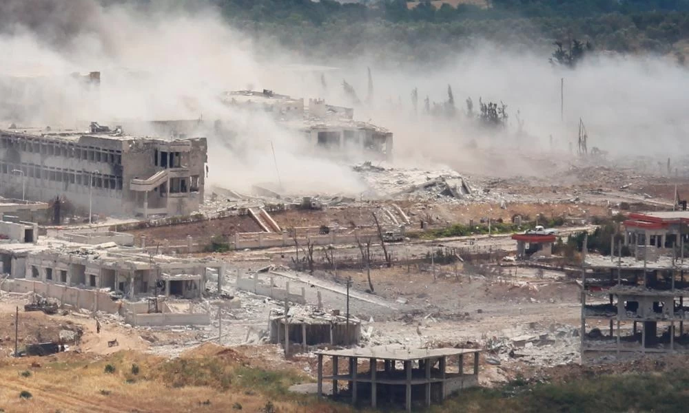 Συρία: Το πυροβολικό έπληξε προπύργιο ανταρτών στην Ιντλίμπ